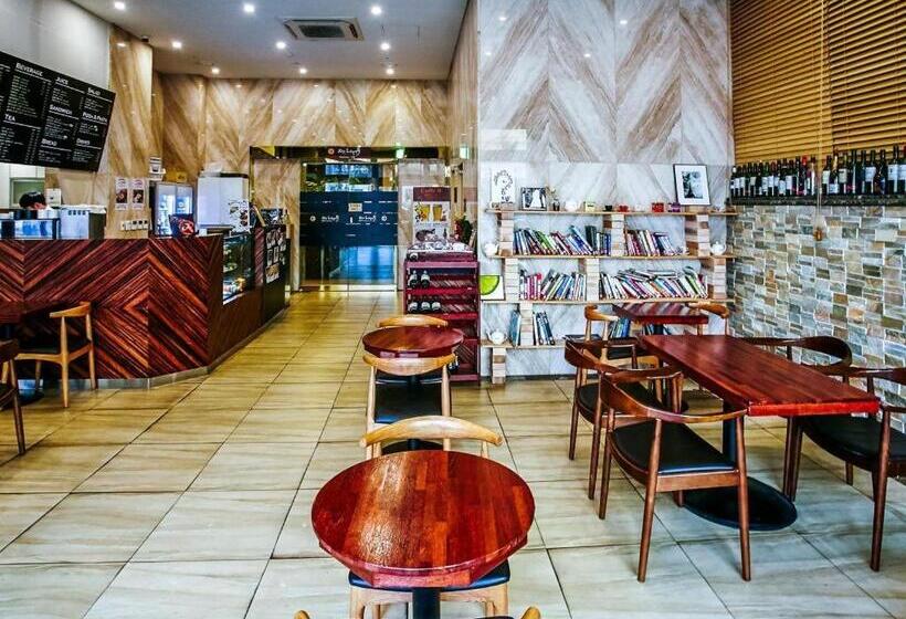 Отель Boutique 9