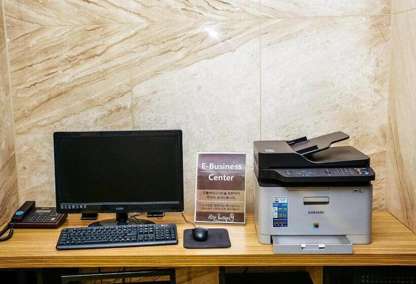 Отель Boutique 9