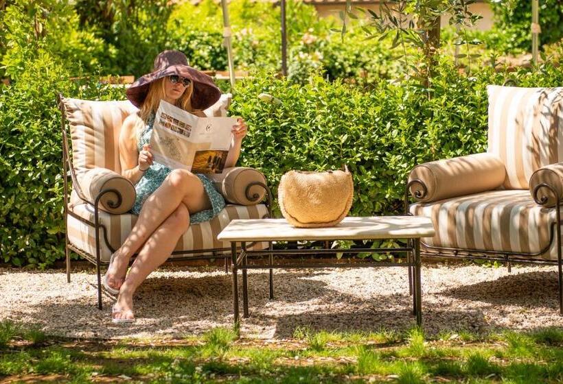 Отель Boutique Villa Liberty   Dépendance   Borgo Capitano Collection   Albergo Diffuso