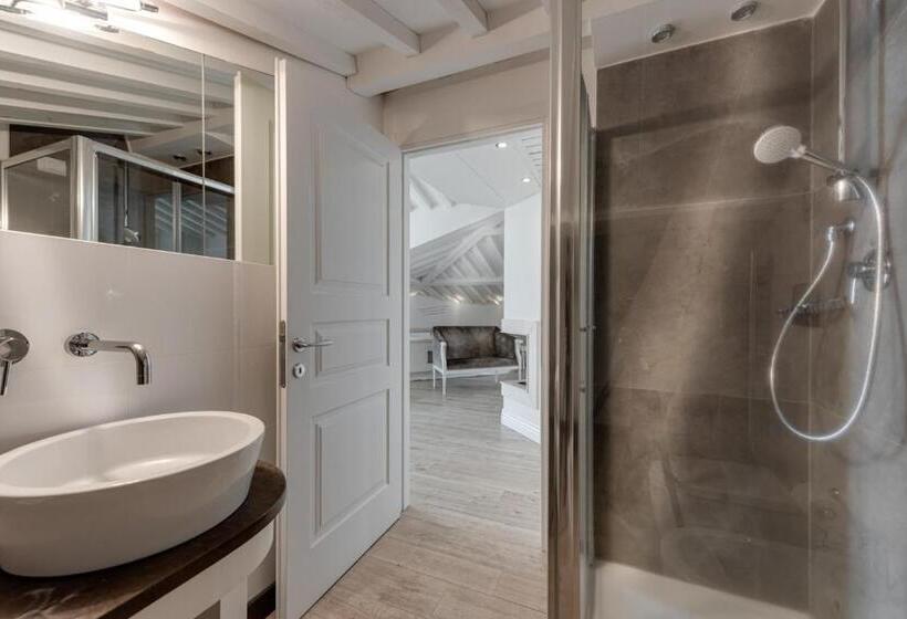 Отель Boutique Villa Liberty   Dépendance   Borgo Capitano Collection   Albergo Diffuso