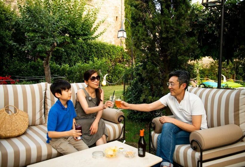 Отель Boutique Villa Liberty   Dépendance   Borgo Capitano Collection   Albergo Diffuso