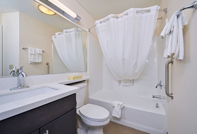 فندق Candlewood Suites Harrisburg Hershey, An Ihg