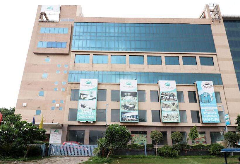 فندق Joy Inn & Suites