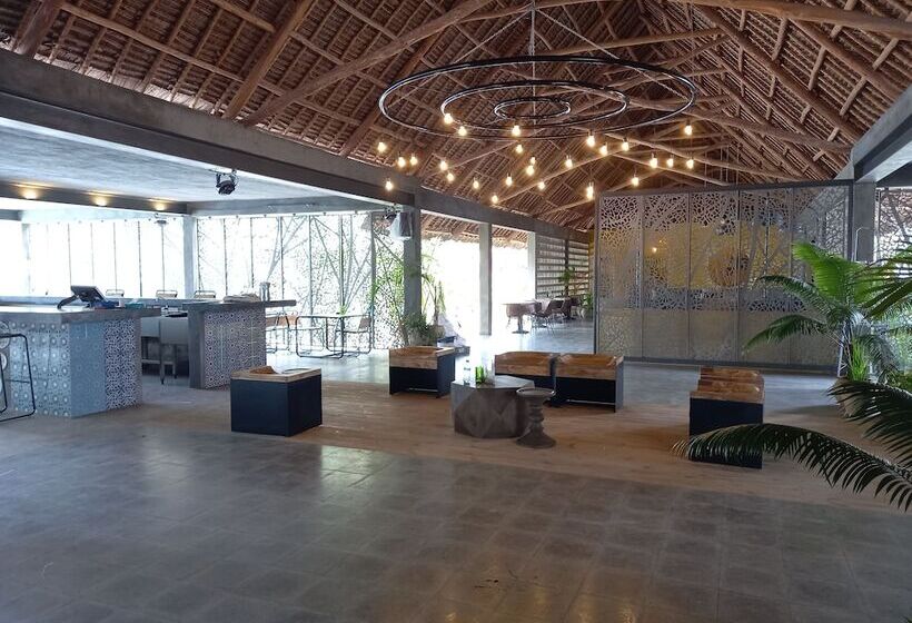 Casa Beach Hotel Casa Del Mar