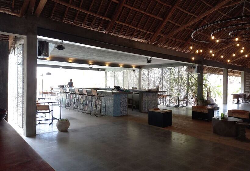 Casa Beach Hotel Casa Del Mar