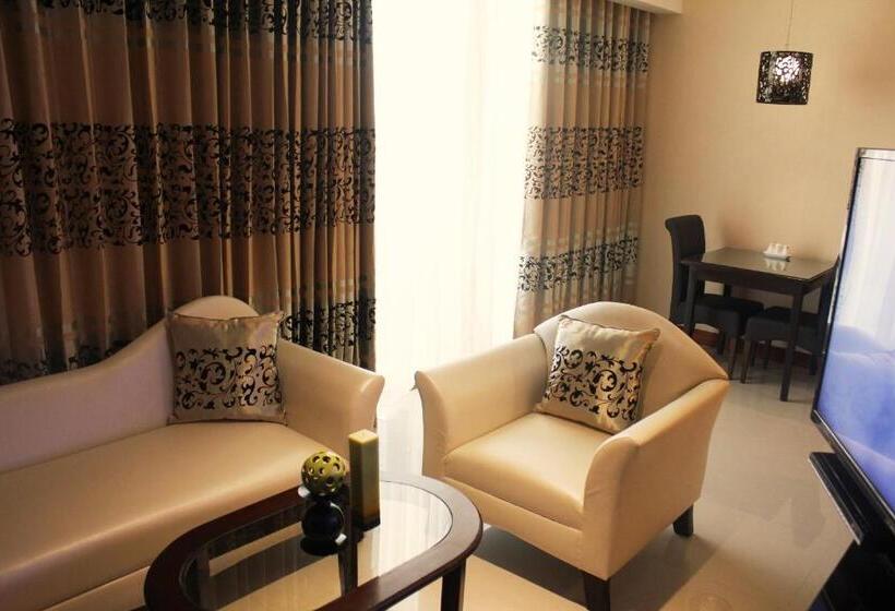 فندق Central Park Tower Resort