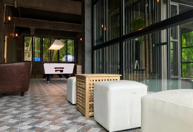 ホテル Chaantalay