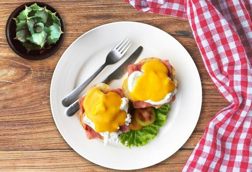 ホテル Chaantalay