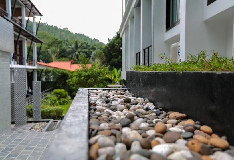 ホテル Chaantalay