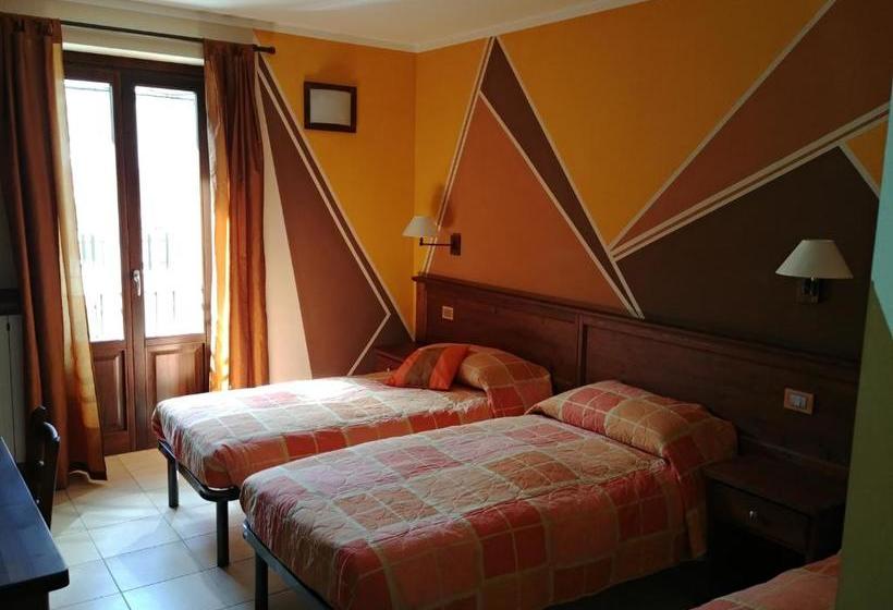 בית מלון כפרי Chalet Seggiovia