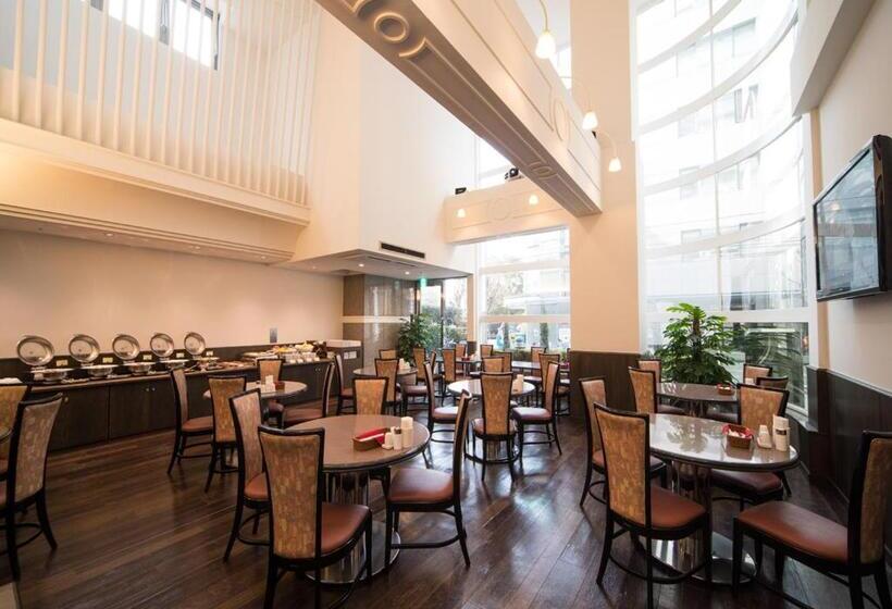 酒店 Claiton Esaka