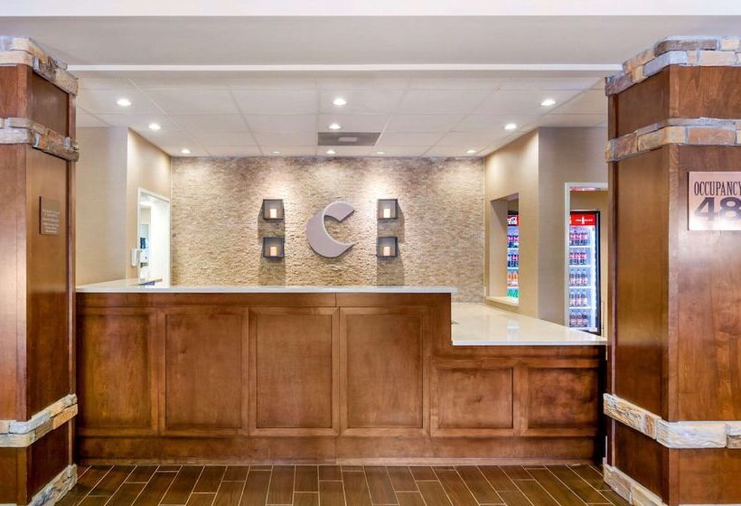 فندق Comfort Inn & Suites Lynchburg Airport   University Area