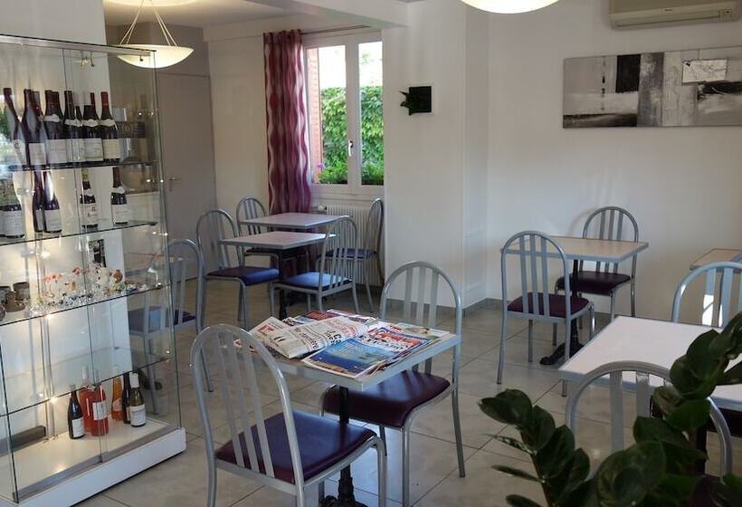 酒店 Contact Hôtel Le Saint Rémy   Chalon Sud