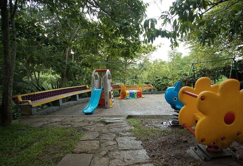 호텔 Crescent Residency