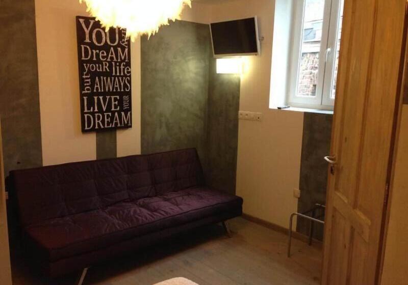 Отель De France