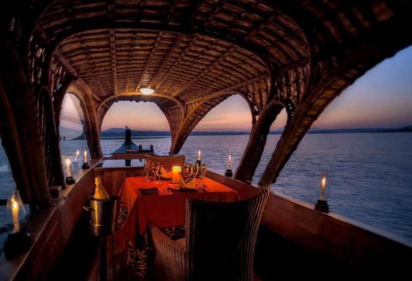 בית מלון כפרי Evolve Back  Kabini