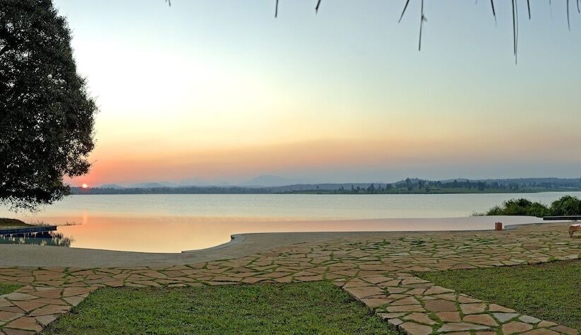 בית מלון כפרי Evolve Back  Kabini