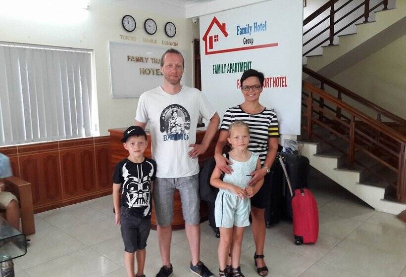 هتل Family Transit