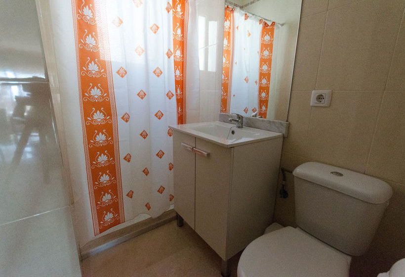 هتل Galindo Beach