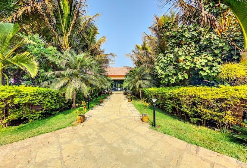 فندق Gir Vanvaso Resort