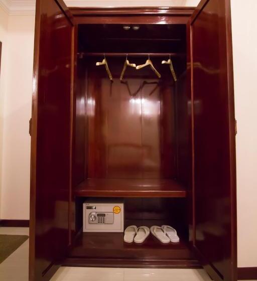 فندق Good Luck Day