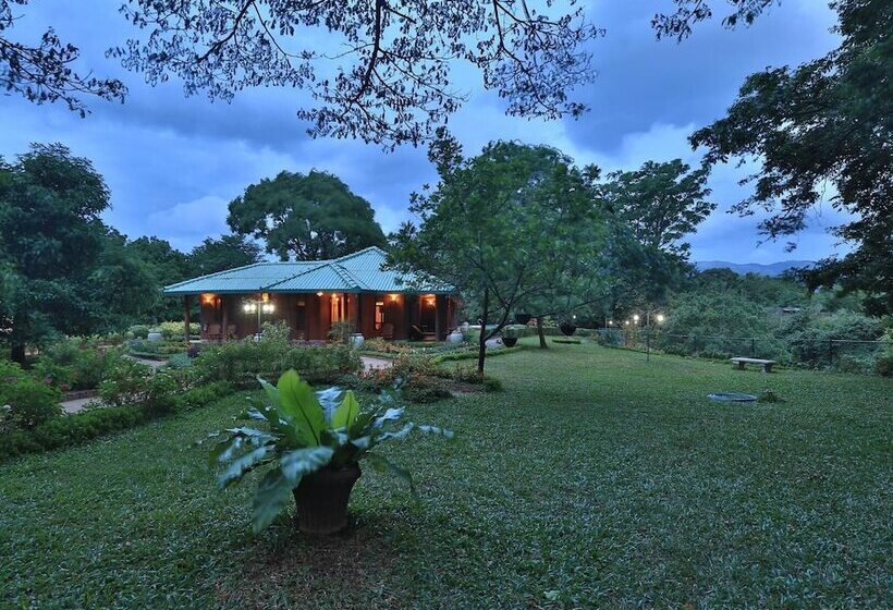 Отель Grand & Gangula