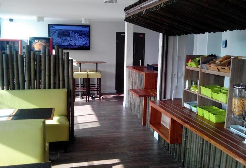 בית מלון כפרי Green S Fleury Merogis