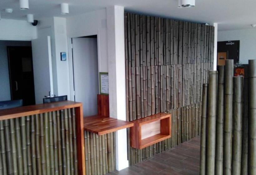 בית מלון כפרי Green S Fleury Merogis