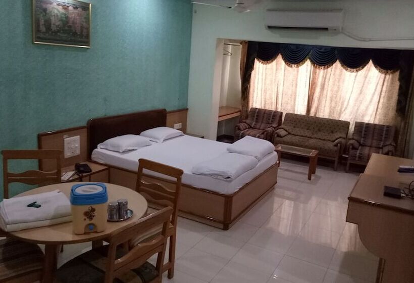 فندق Guruprerna Beacon Resort Dwarka