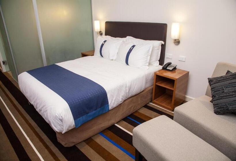 هتل Holiday Inn Express Port Moresby By Ihg