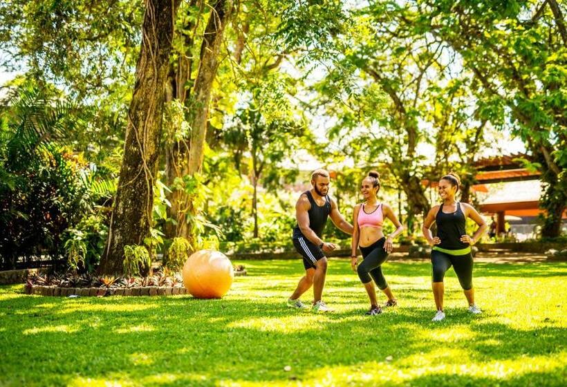 ホテル Holiday Inn Express Port Moresby By Ihg