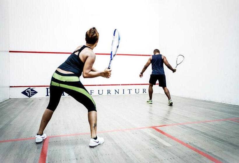 هتل Holiday Inn Express Port Moresby By Ihg