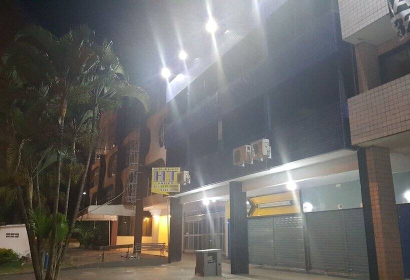 ホテル Ht Suites Mobiliadas