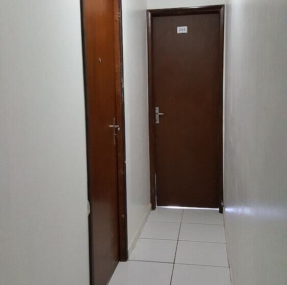 ホテル Ht Suites Mobiliadas