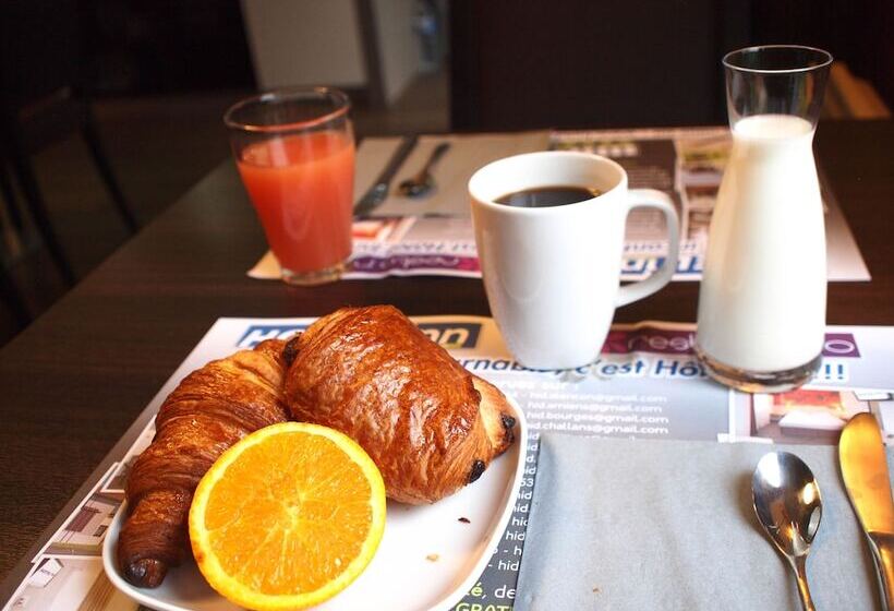 בית מלון כפרי Hôtel Inn Design Resto Novo Alençon