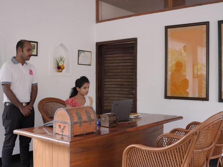 Отель Kanan Beach Resort