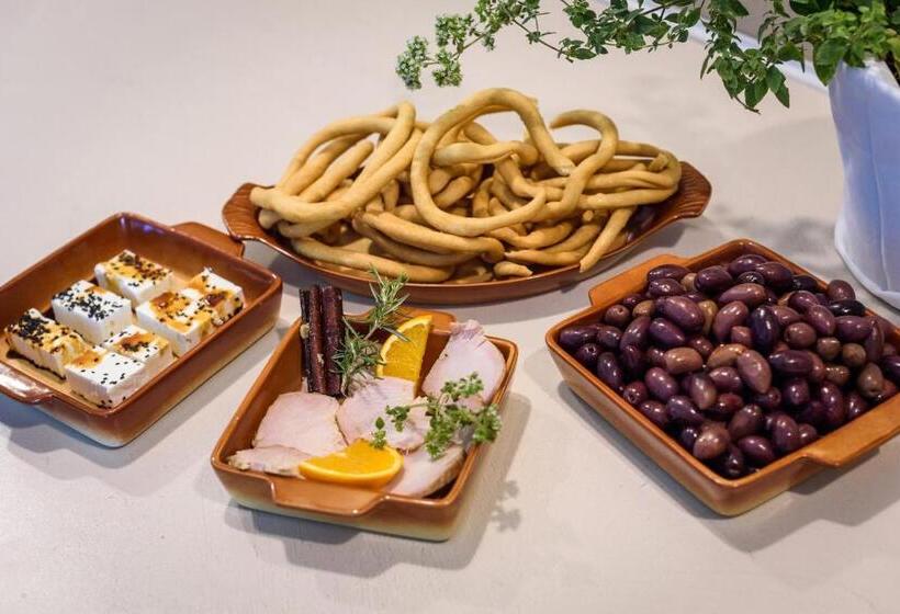 בית מלון כפרי Kleopatra Inn