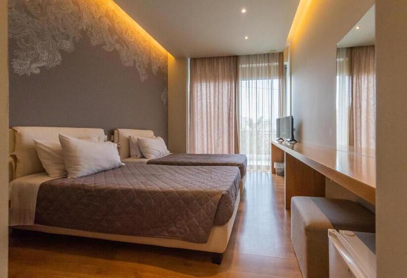 בית מלון כפרי Kleopatra Inn