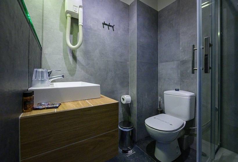 בית מלון כפרי Kleopatra Inn