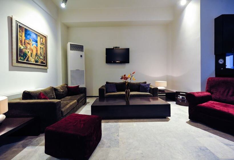 בית מלון כפרי Kleopatra Inn