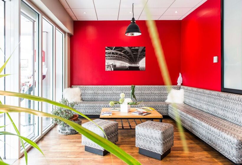 酒店 Kyriad Lyon Est Stadium Eurexpo Meyzieu