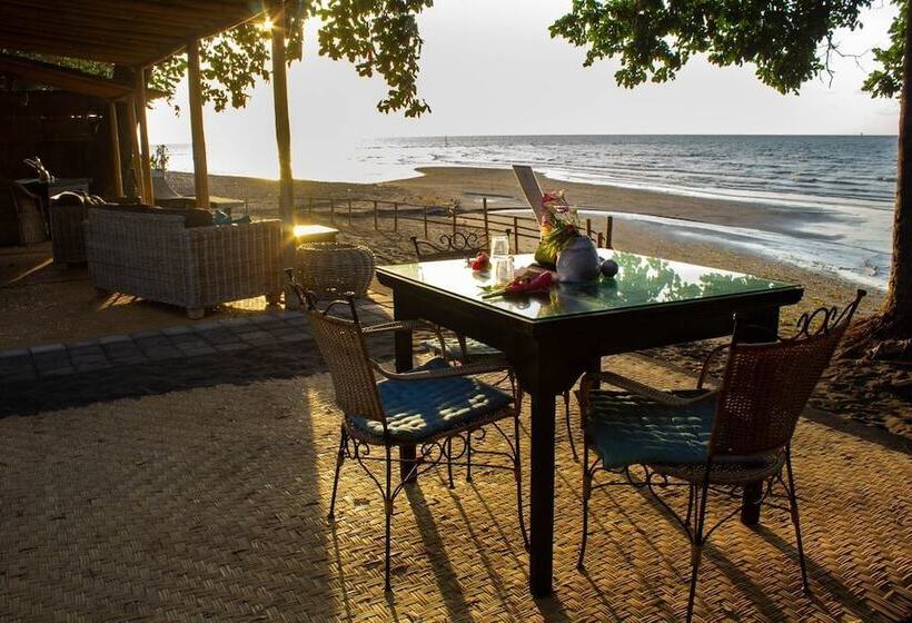 酒店 Lilin Lovina Beach