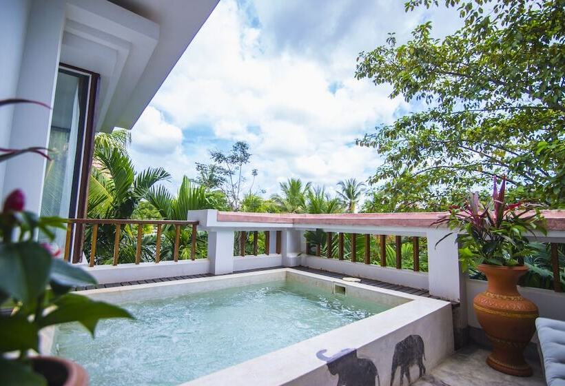 Mane Boutique Hotel & Spa