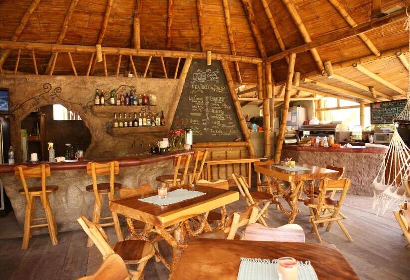 Me Hotel & Villas   Montañita Estates