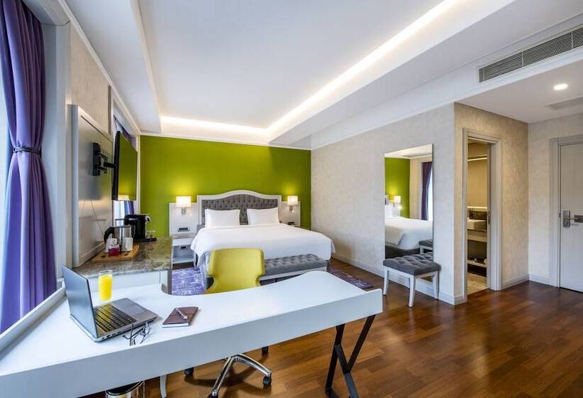 هتل Mercure Tbilisi Old Town