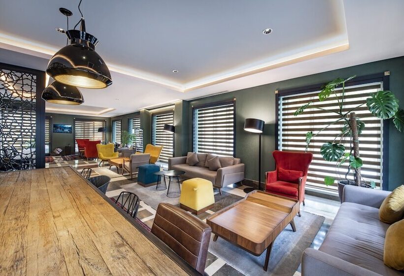 هتل Mercure Tbilisi Old Town