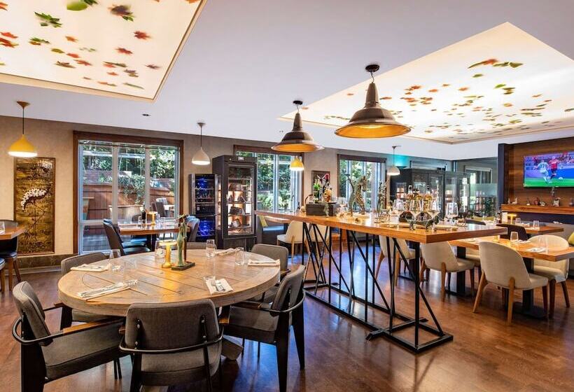 هتل Mercure Tbilisi Old Town