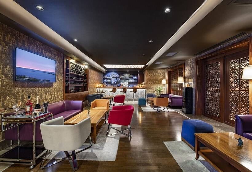 هتل Mercure Tbilisi Old Town