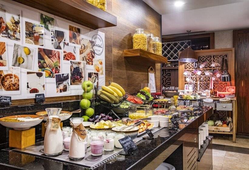 هتل Mercure Tbilisi Old Town