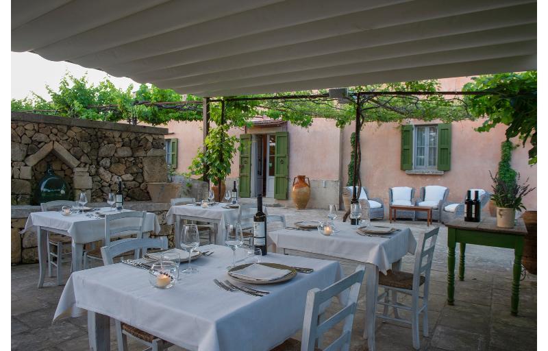 בית מלון כפרי Naturalis Bio Resort